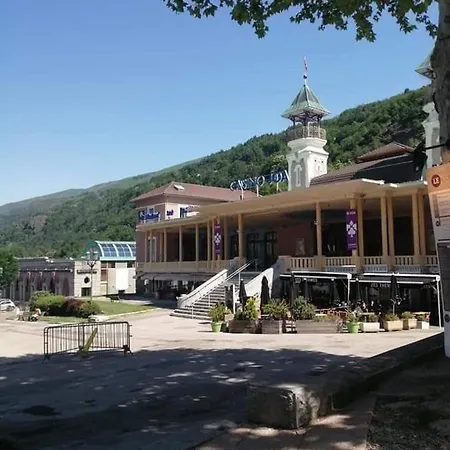 Appartement T2 Avec Balcon A Proximite D'Ax Les Thermes Ignaux