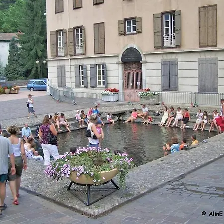 Appartement T2 Avec Balcon A Proximite D'Ax Les Thermes Apartamento