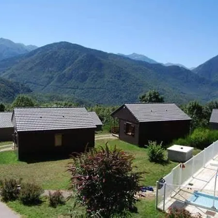 A Proximité D'ax Les Thermes Appartement