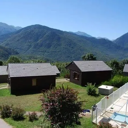 A Proximite D'ax Les Thermes Apartment